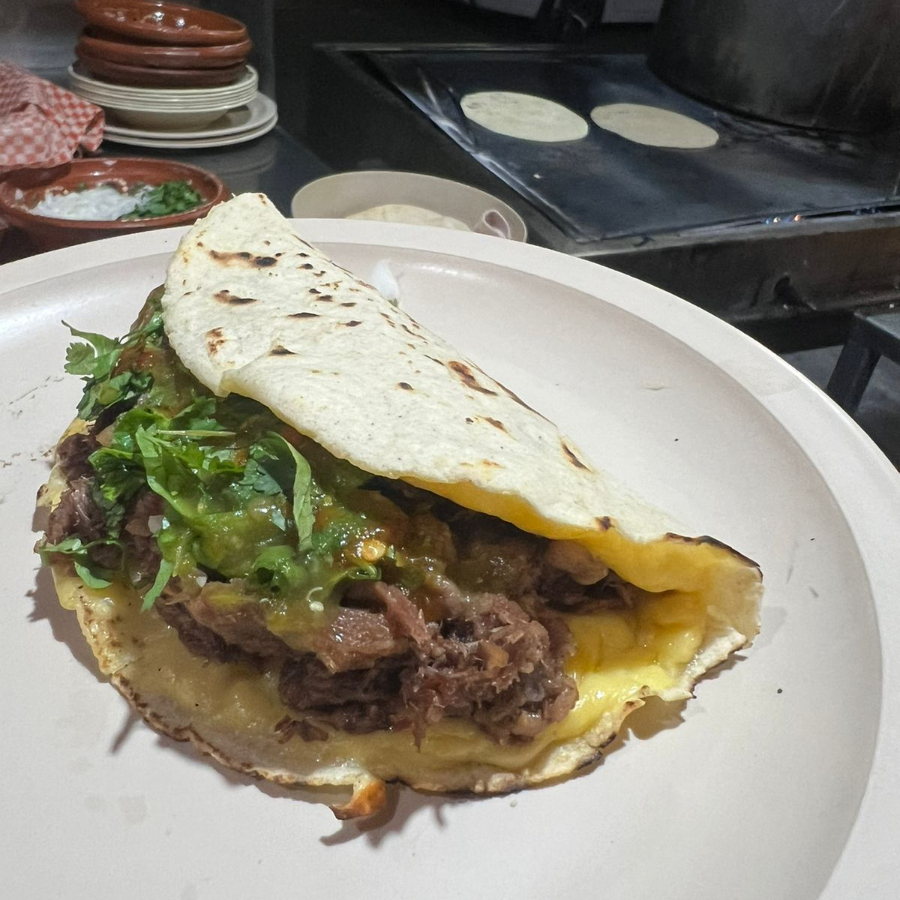 QUESADILLA DE COSTILLA