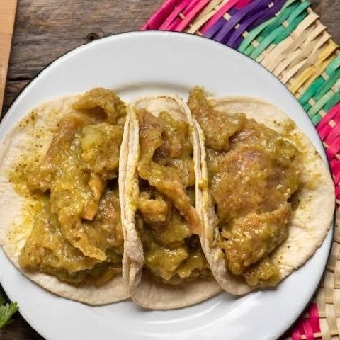 Chicharrón en Salsa Verde