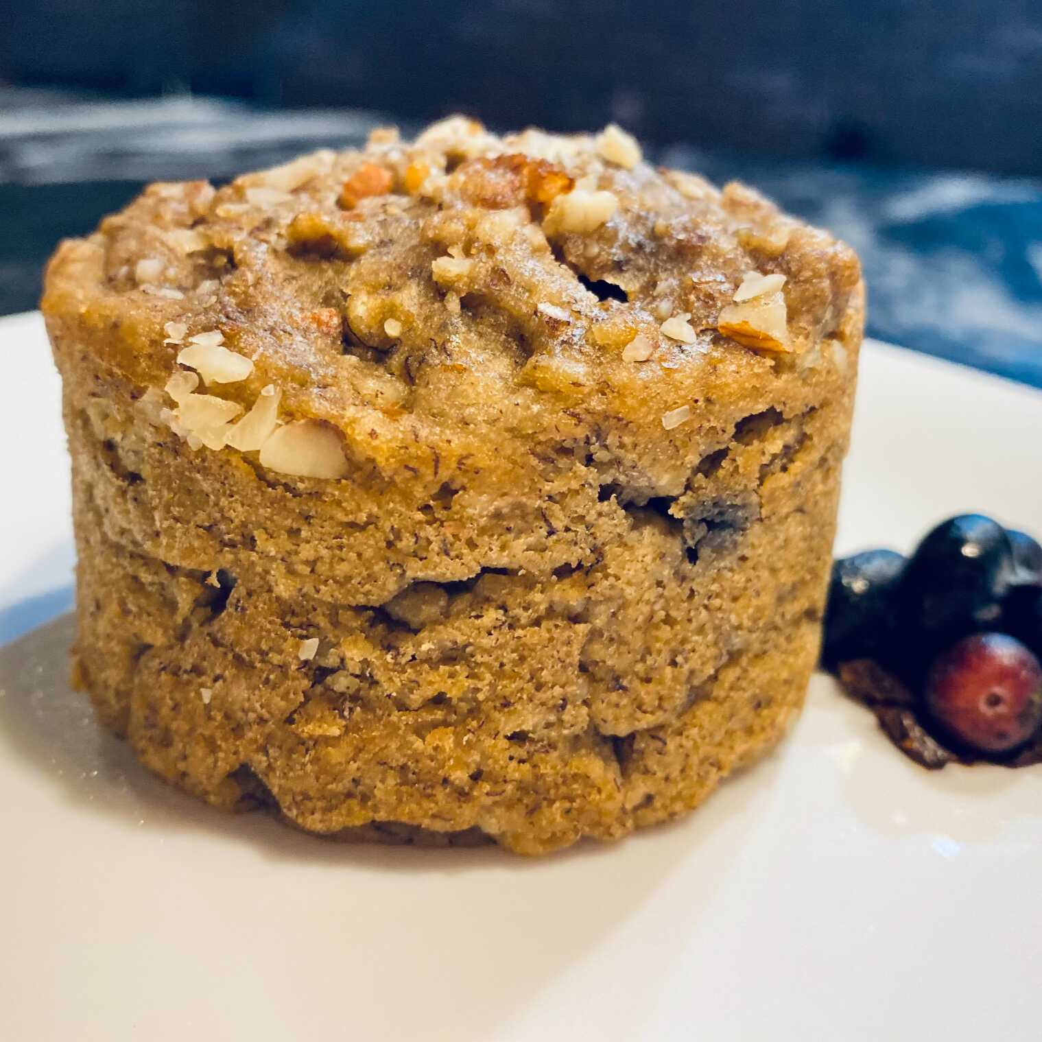 Panqué de Plátano con Berries