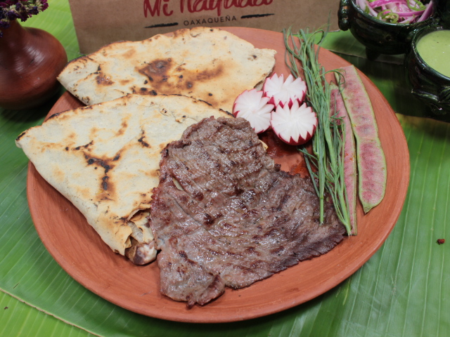 Tlayuda de tasajoo