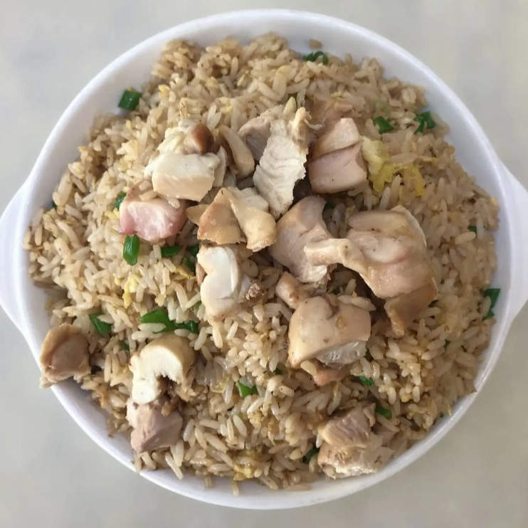 Combo Arroz Chaufa Grande+ Entrada+ Gaseosa 500Ml