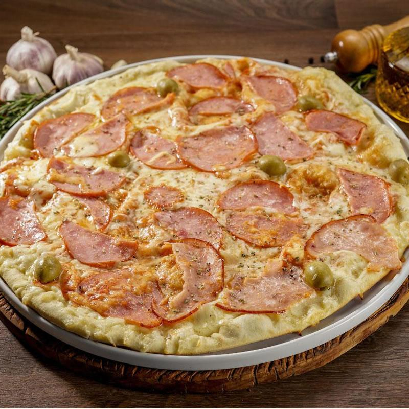 lombo, mussarela, oregano e cebola