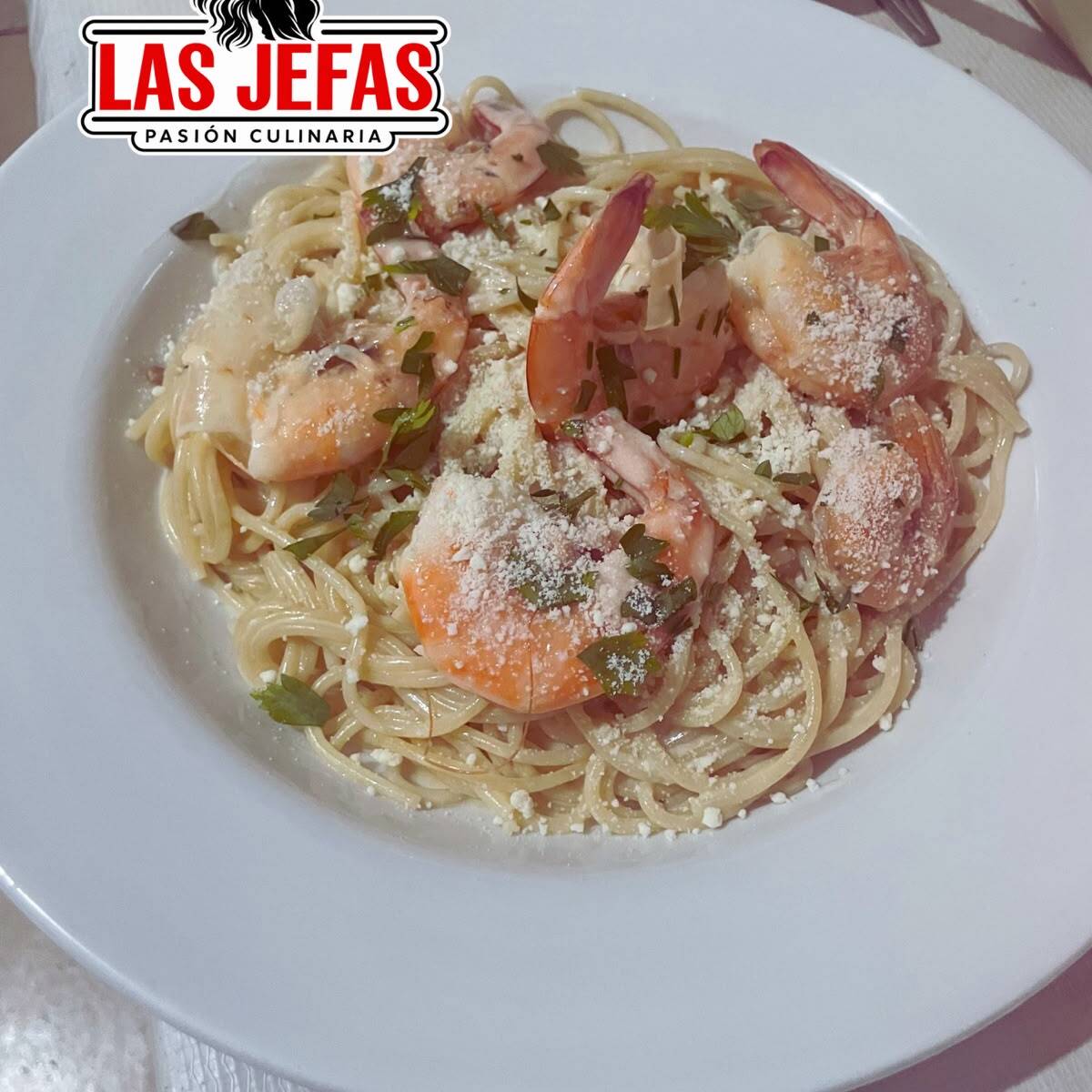 PASTA ALFREDO CON CAMARONES