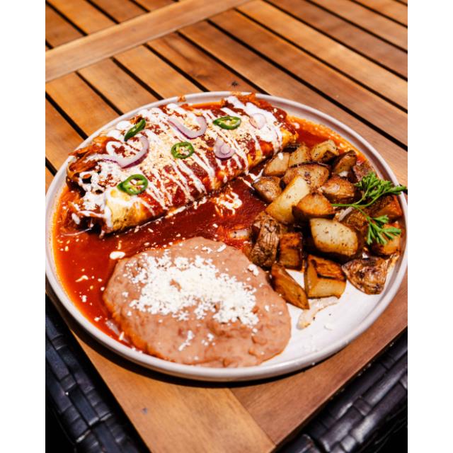 OMELETE CHILAQUILES