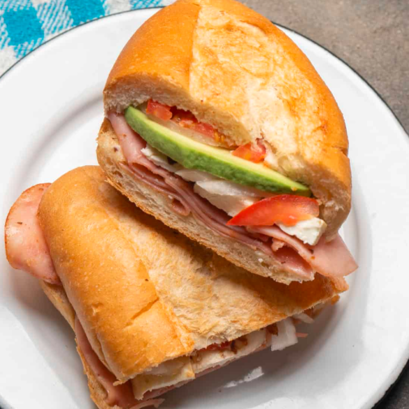 TORTA DE JAMON Ó SALCHICHA