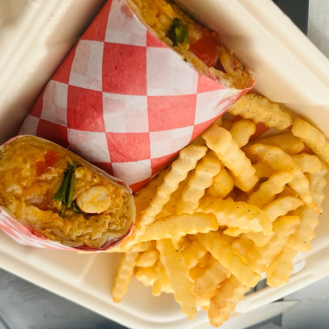 Burrito de Camarón y Papas