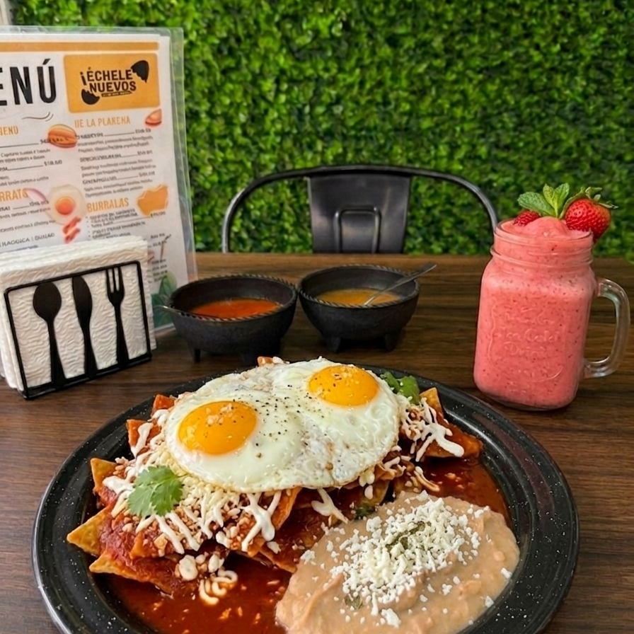 CHILAQUILES ROJOS MONTADOS