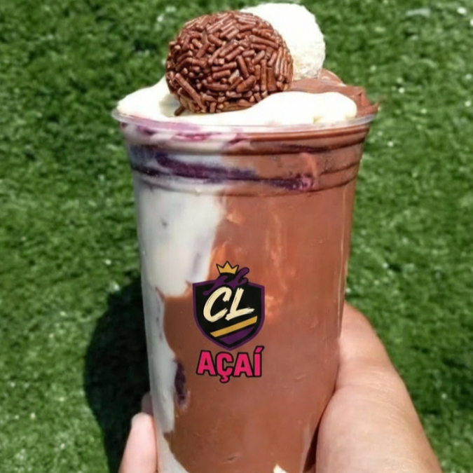Maravilhoso Açaí com creme de Ninho + Nutella + leite em pó + leite Condensado + brigadeiro e beijinho
