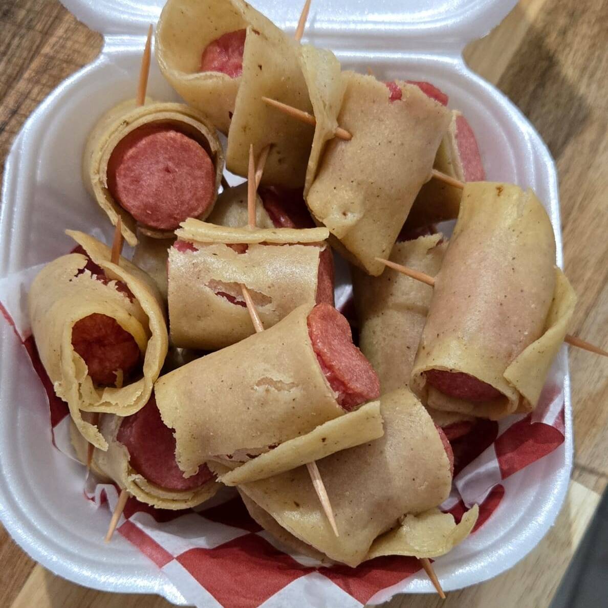 Salchitacos