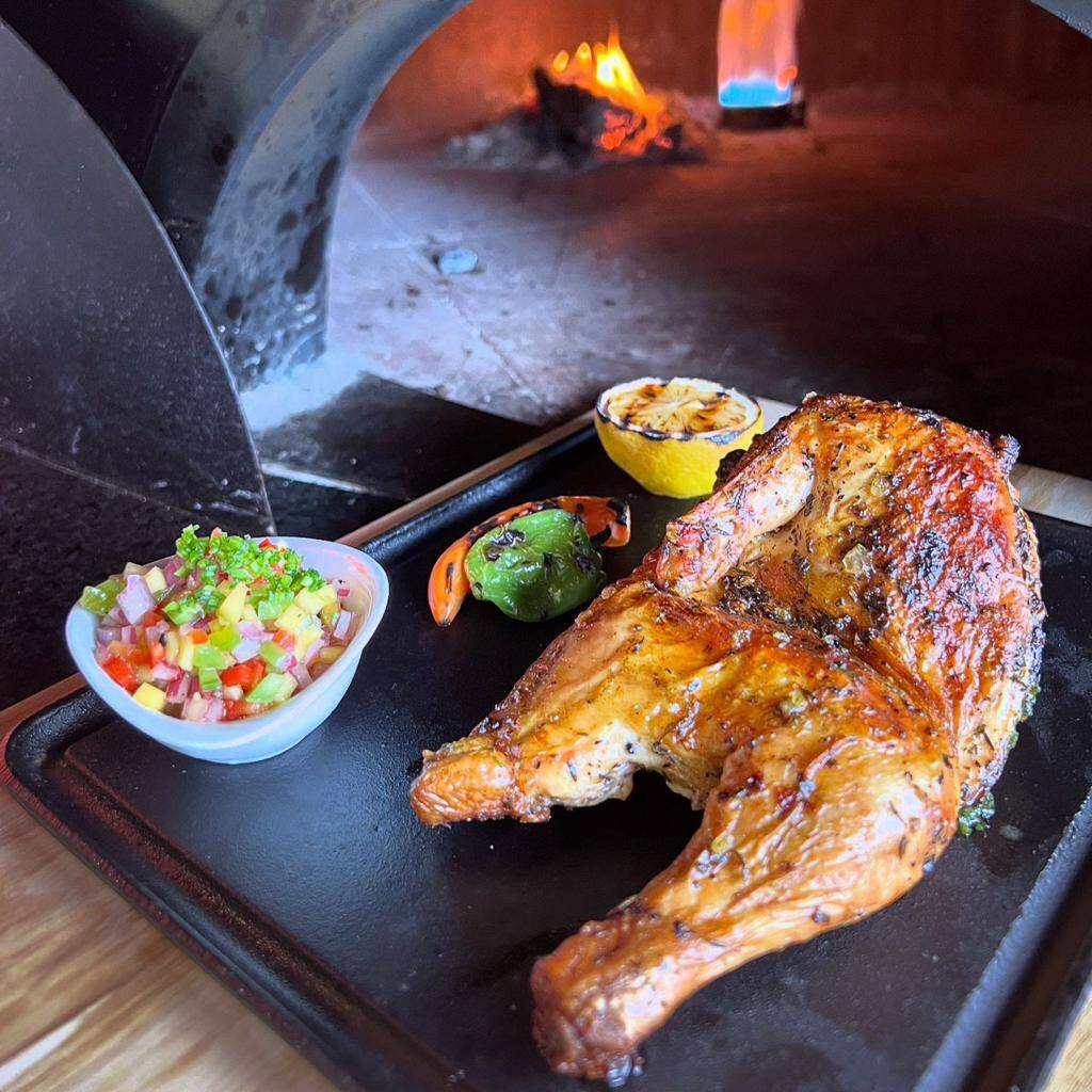 POLLO MARINADO CON HIERBAS FRESCAS 600 Grs