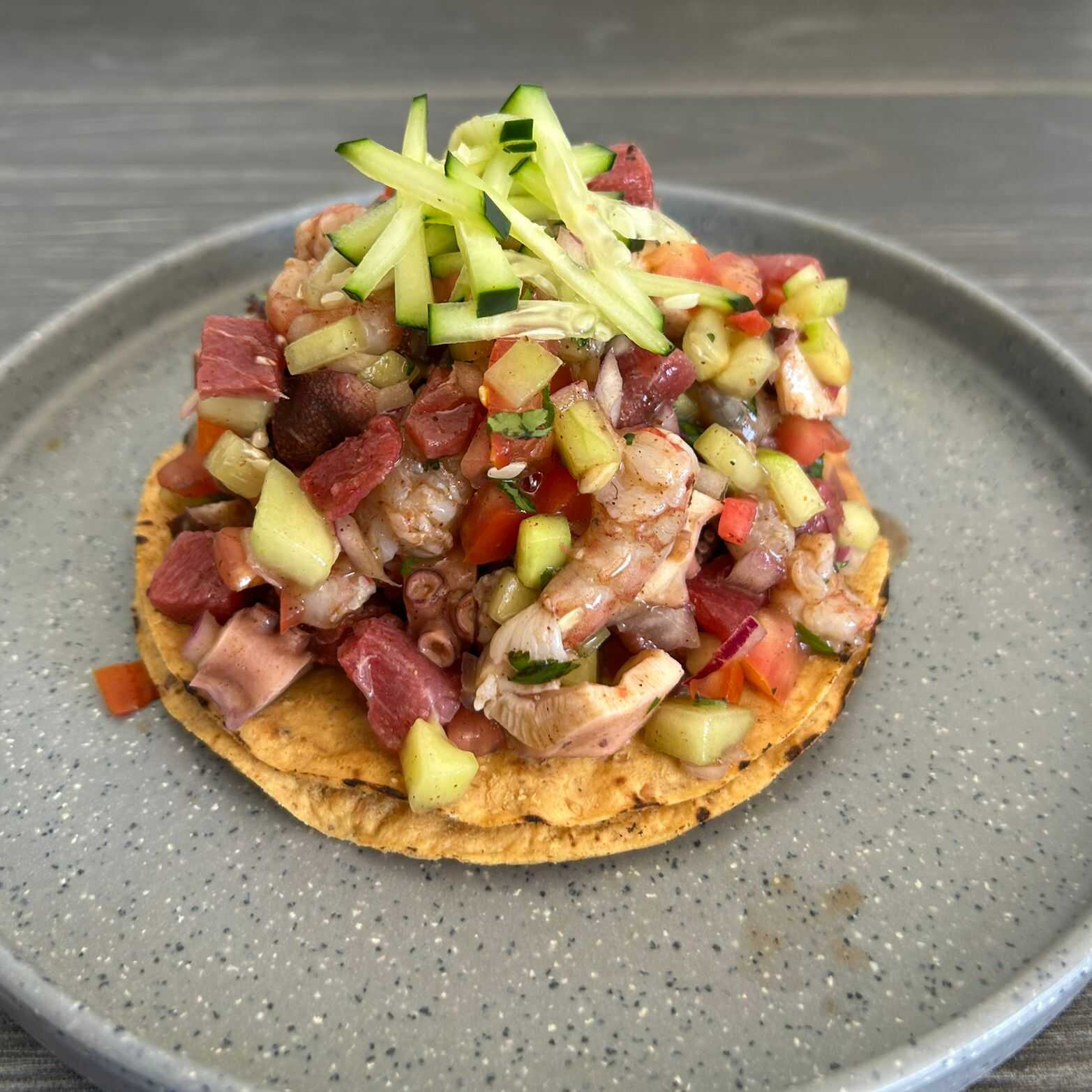 Tostadas Especiales Camaron, Pulpo y Atun