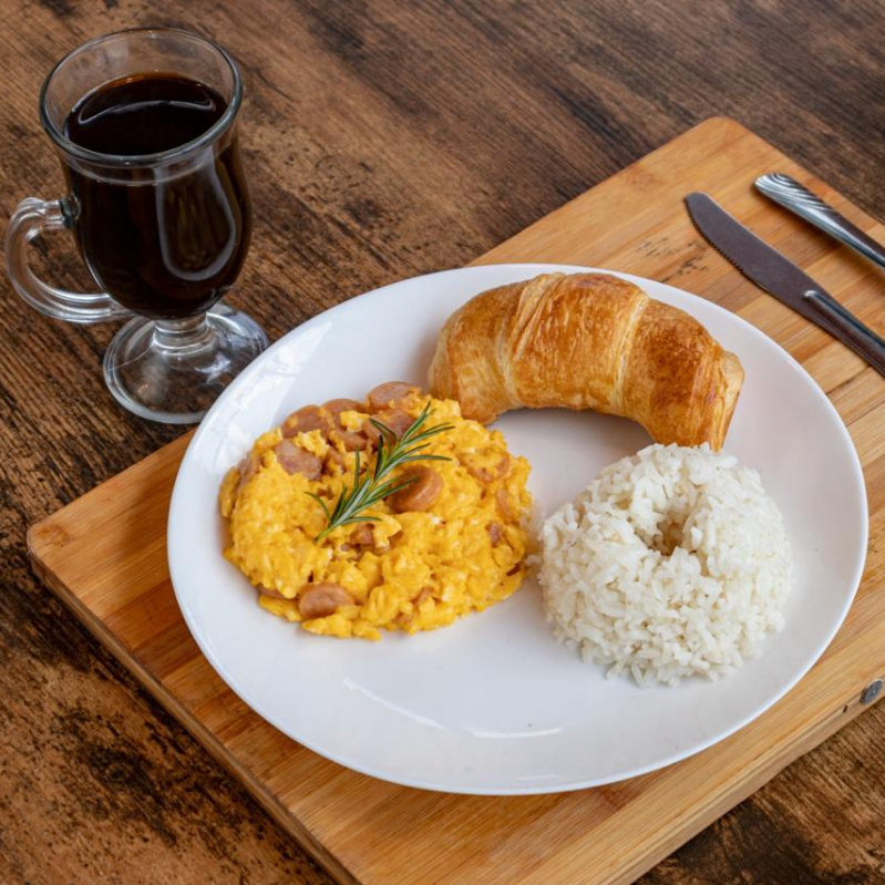 Combo Huevos Rancheros + Café Americano