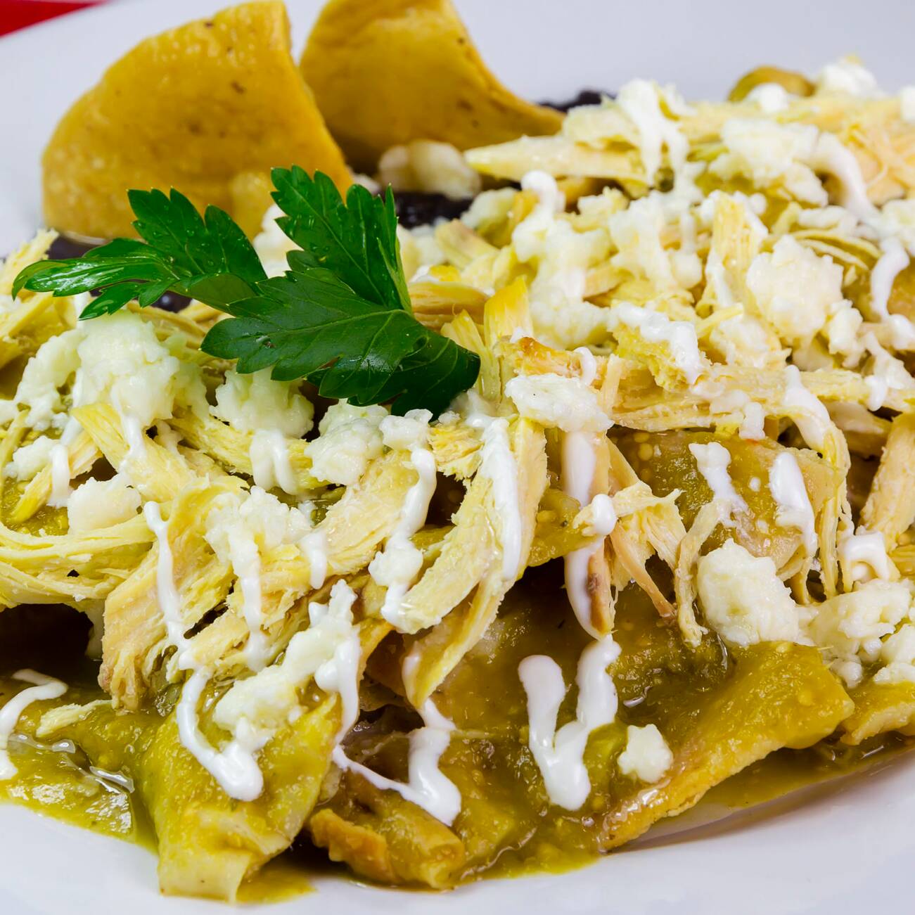 Chilaquiles Verdes con Suadero