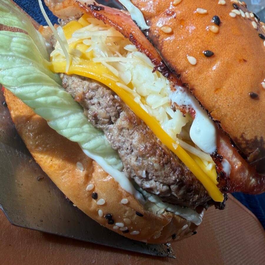 Hamburguesa Triple Cheese