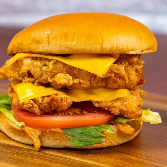 CRISPY CHICKER BURGER