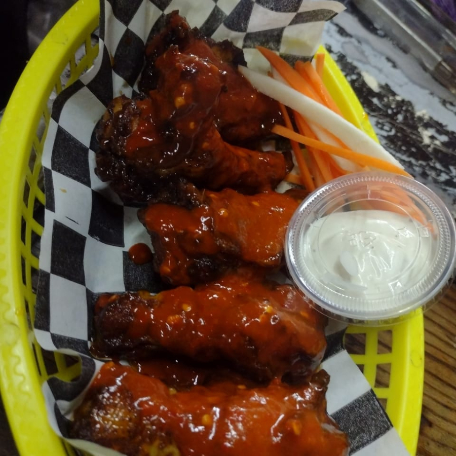 alitas 10 unidades con papas