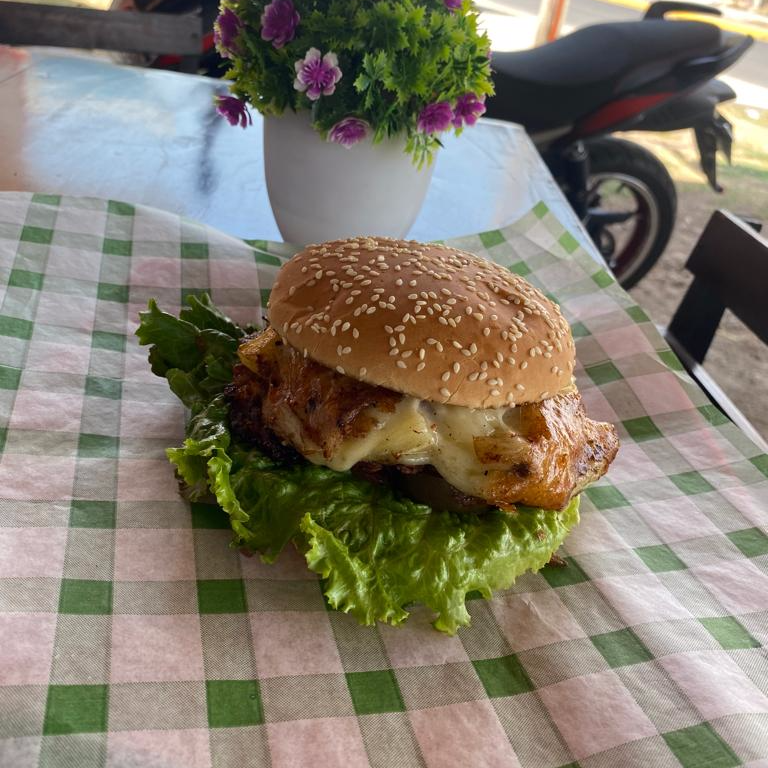 Hamburguesa Hawaiana