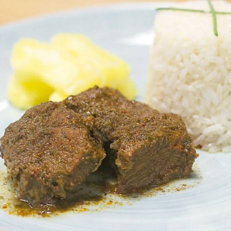 Seco a la Norteña de Res con Yucas