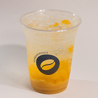 Tropic Fizz Piña Colada