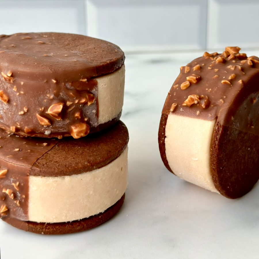 Cookie Bakes con Helado de Avellanas