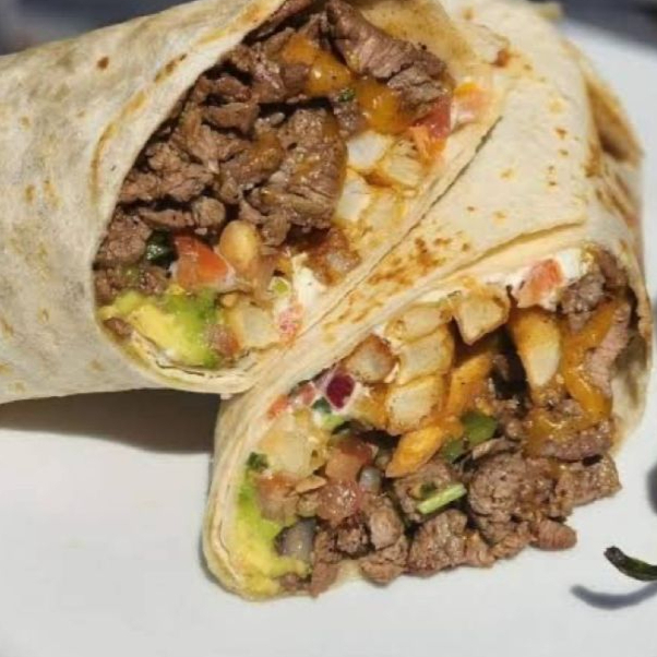 Dos Burritos de Chuleta y Pastor.