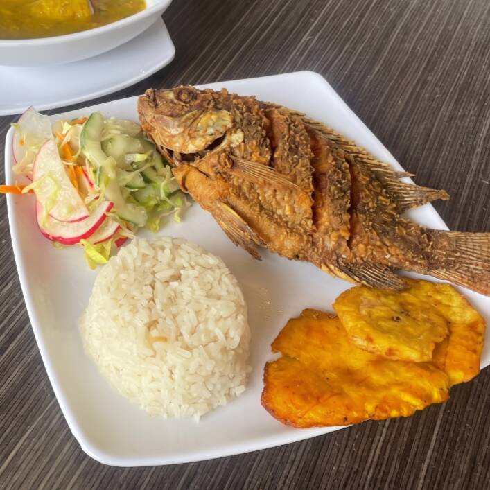 Mojarra más Gaseosa