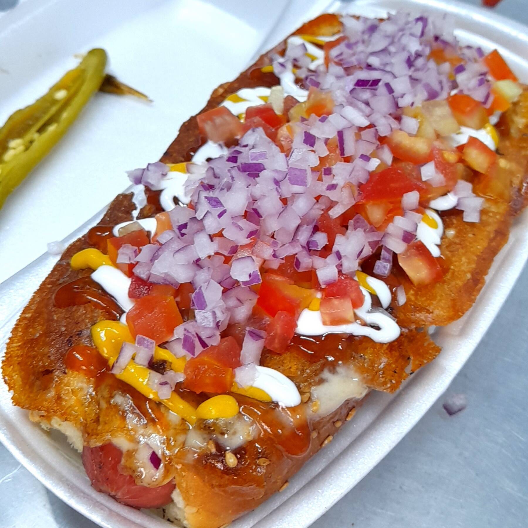Hot Dog Asadero + Papas