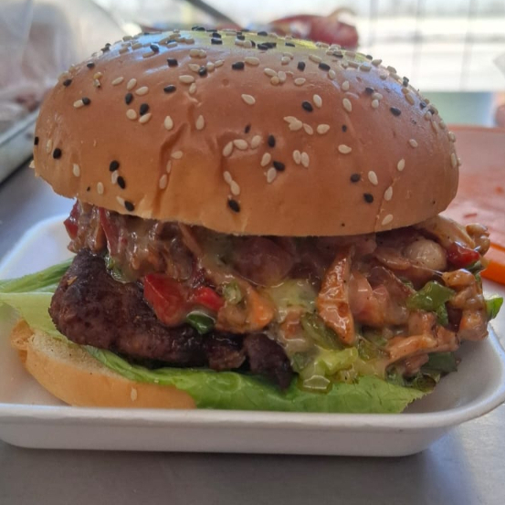 HAMBURGUESA"TROMPI-BURGUER"