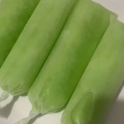 Bolis de pepino con limón
