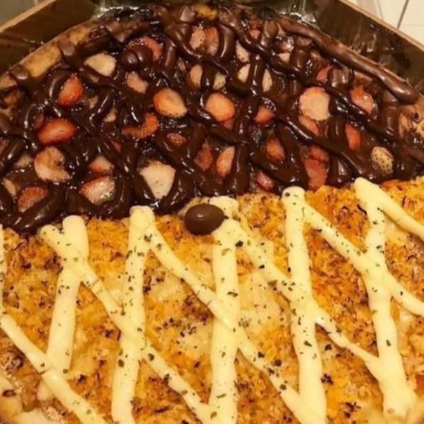Escolha sua metade doce sua metade salgada. Pizza 8 Pedaços