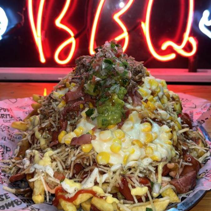 Combo Salchipapa Monstruosa para 6 + Gaseosa