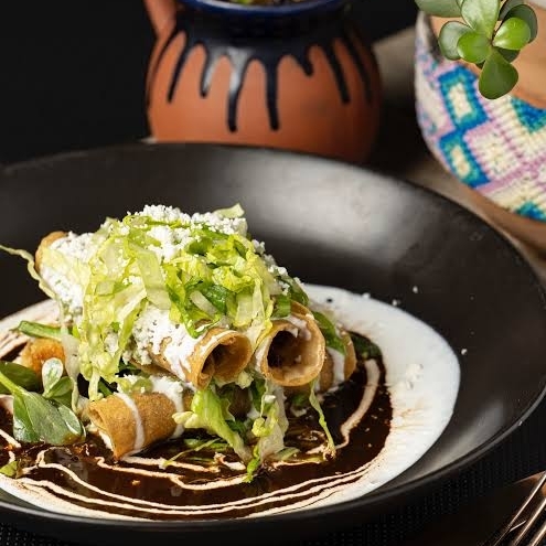 4 Pzas de Tacos Dorados