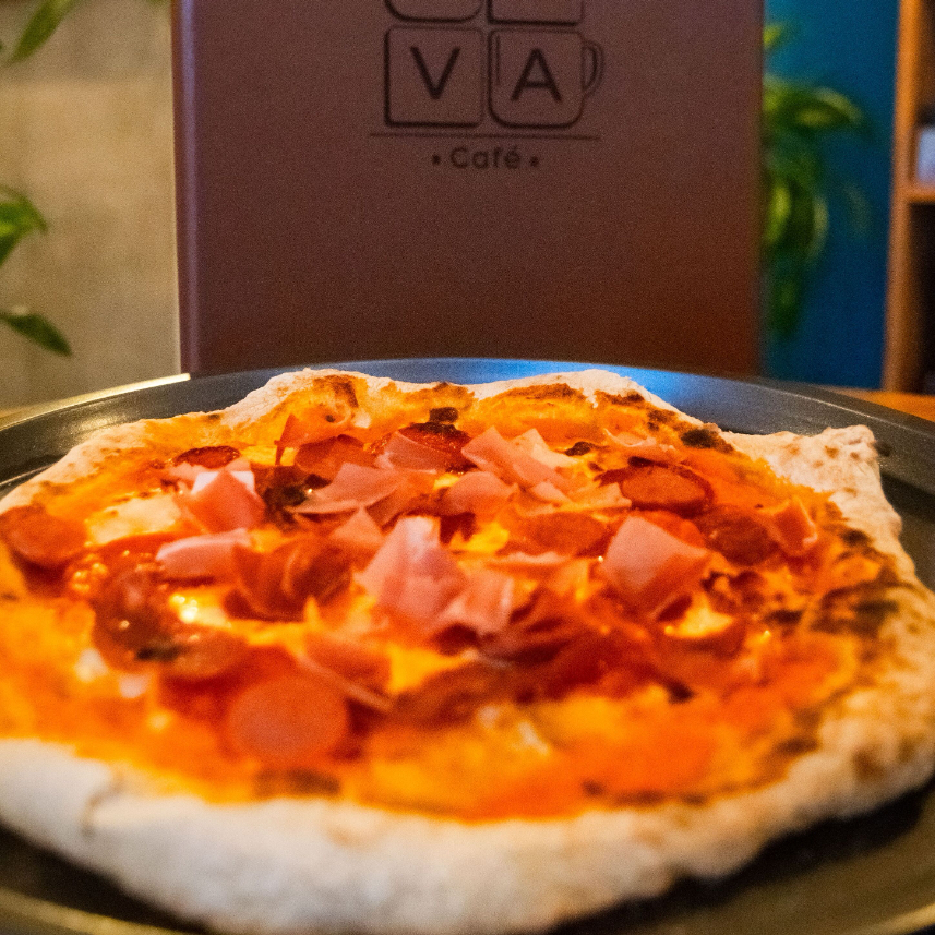 Pizza Carnes Frías
