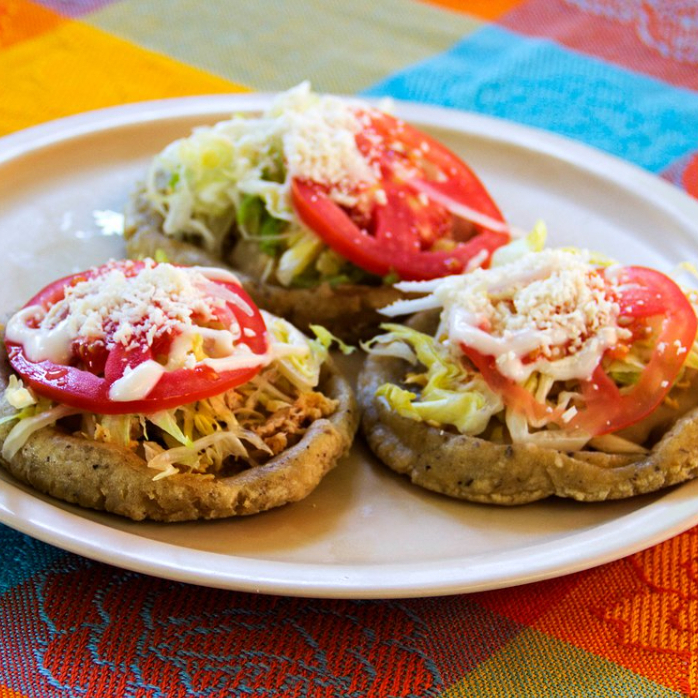 Sopes Carne Deshebrada (orden 3pz)