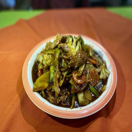 43--Chop Suey de la Casa con Verduras en Salsa