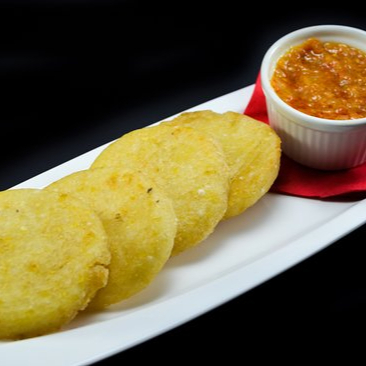 Entrada Arepitas Fritas con Hogao