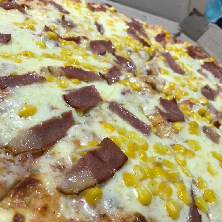 Pizza Maiz Con Tocineta Pequeña