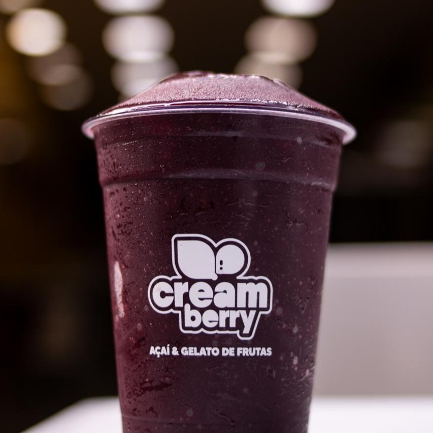 Creme de de açaí orgânico ultra cremoso da Creamberry, um produto Akasa Do Açaí | Adicionais montados em camadas