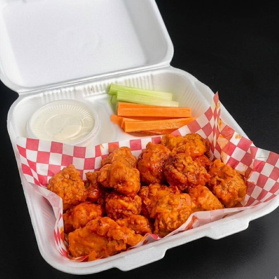 Boneless Personales (200 gr + Papas)
