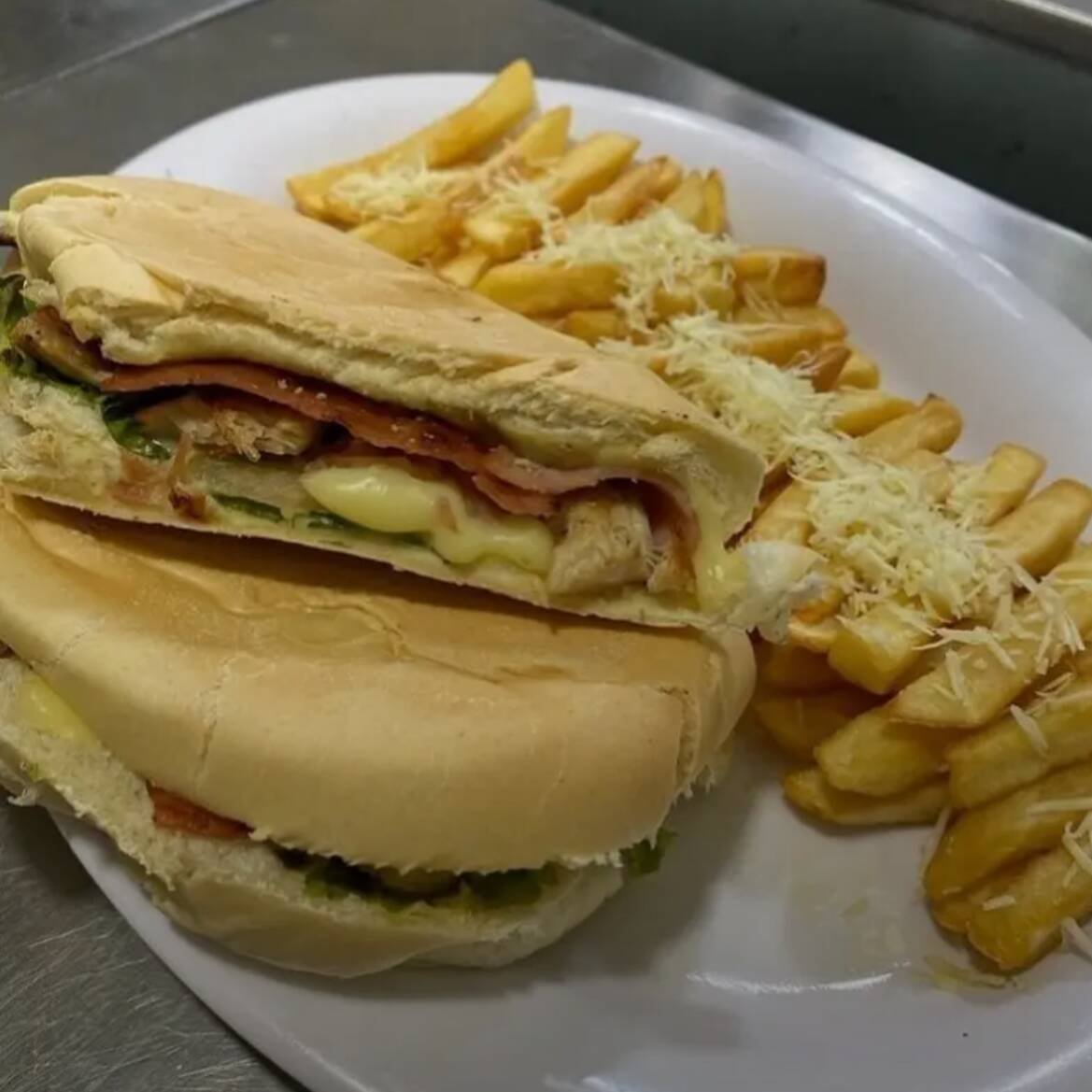 Combo Sandwich Jamón y Queso + Francesa