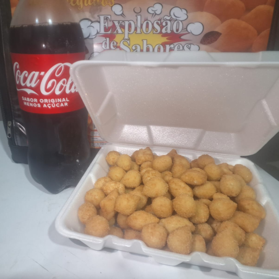 100 Mini Salgados 10 Gramas Sortidos 1 Coca Cola 2 litros