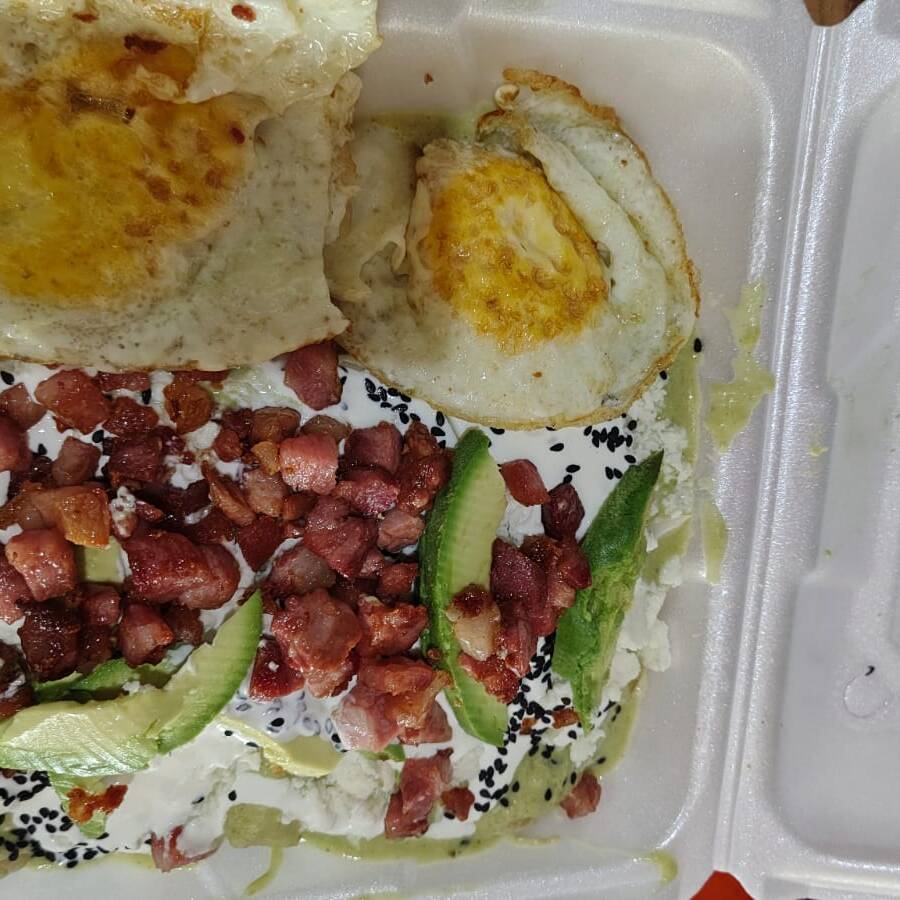 CHILAQUILES SUIZOS