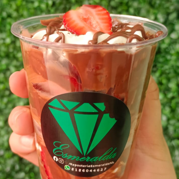 Fresas con Crema 10oz + NUTELLA
