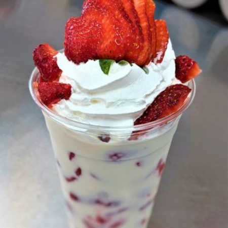 FRESAS CON CREMA