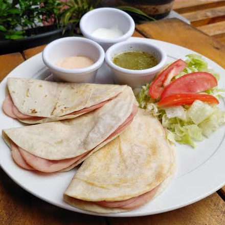 Orden de burritas jamón y queso