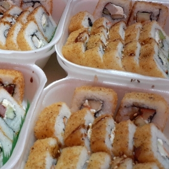 3 Makis Empanizados Proteína a Elegir