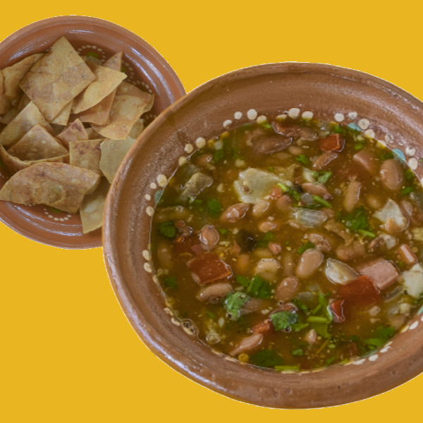 Combo-Frijoles Charros ½ + Totopos