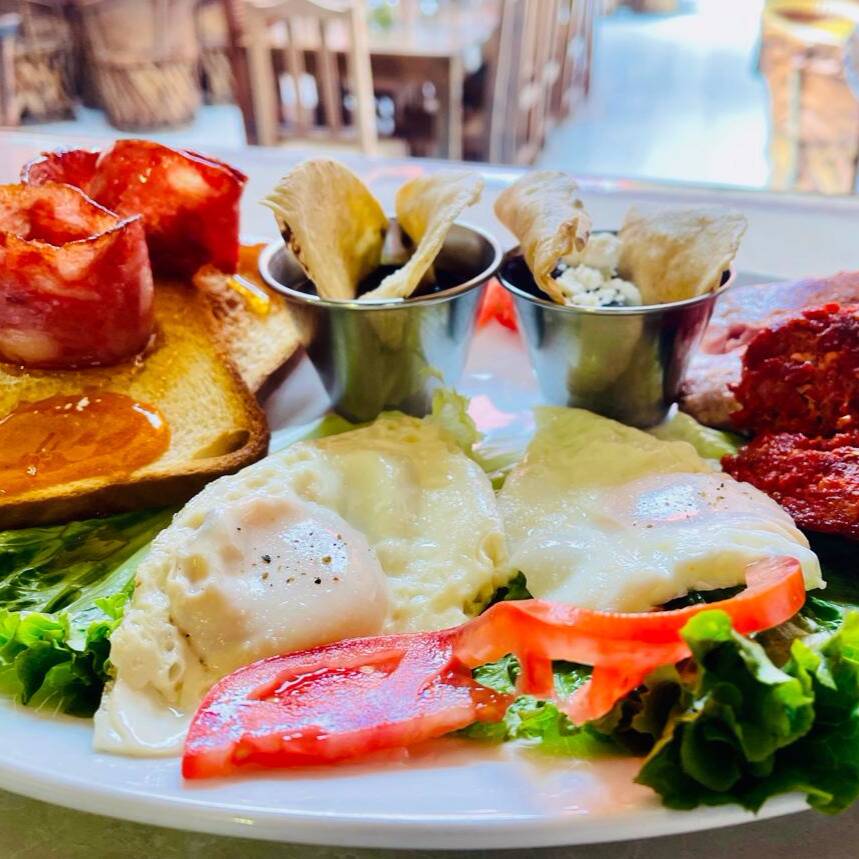 Huevos Coletos..