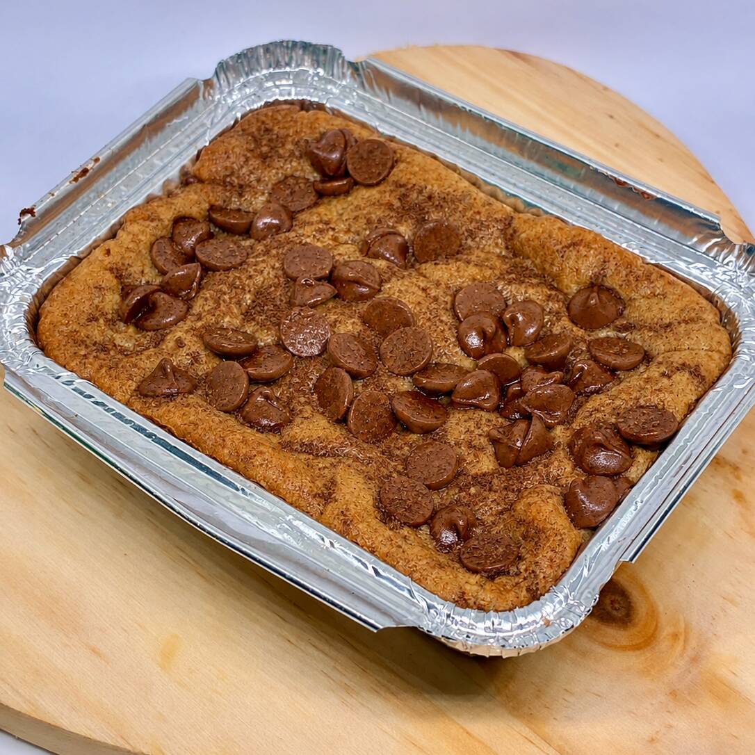 Feita com recheio cremoso de Ovomaltine e finalizada com generosas gotas de chocolate por cima. Um doce irresistível pra que ama esse sabor!
Aproximadamente 180 g