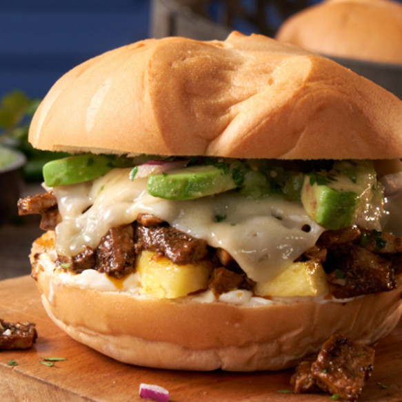 LONCHE DE BISTEC + PAPAS FRITAS